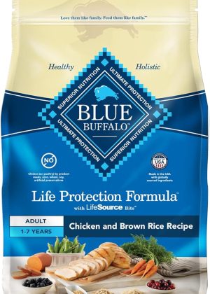 Blue Buffalo Life Protection Formula Adult Dry Dog Food, Helps Build and Maintain Strong Muscles, Made with Natural Ingredients, Chicken & Brown Rice Recipe, 5-lb. Bag